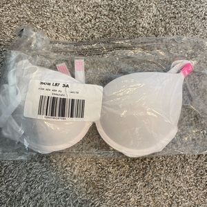 Victoria’s Secret White Everywear Push-up Bra 34A